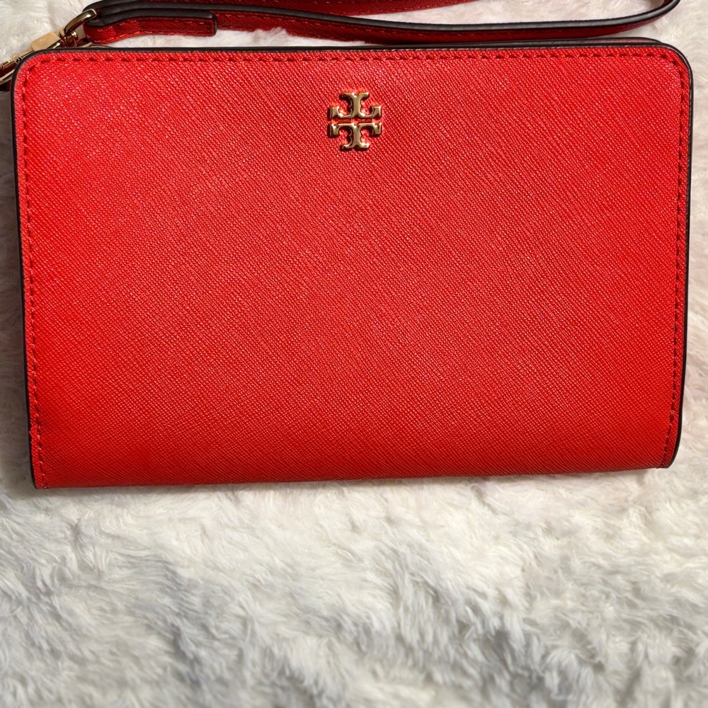 NWT Tory Burch Emerson Wristlet Pouch - Red